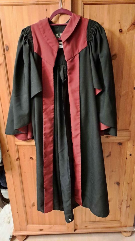 Postgraduate Gown